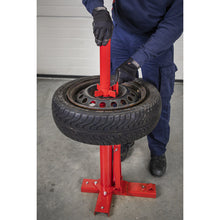 Load image into Gallery viewer, Sealey Tyre Changer Manual Operation
